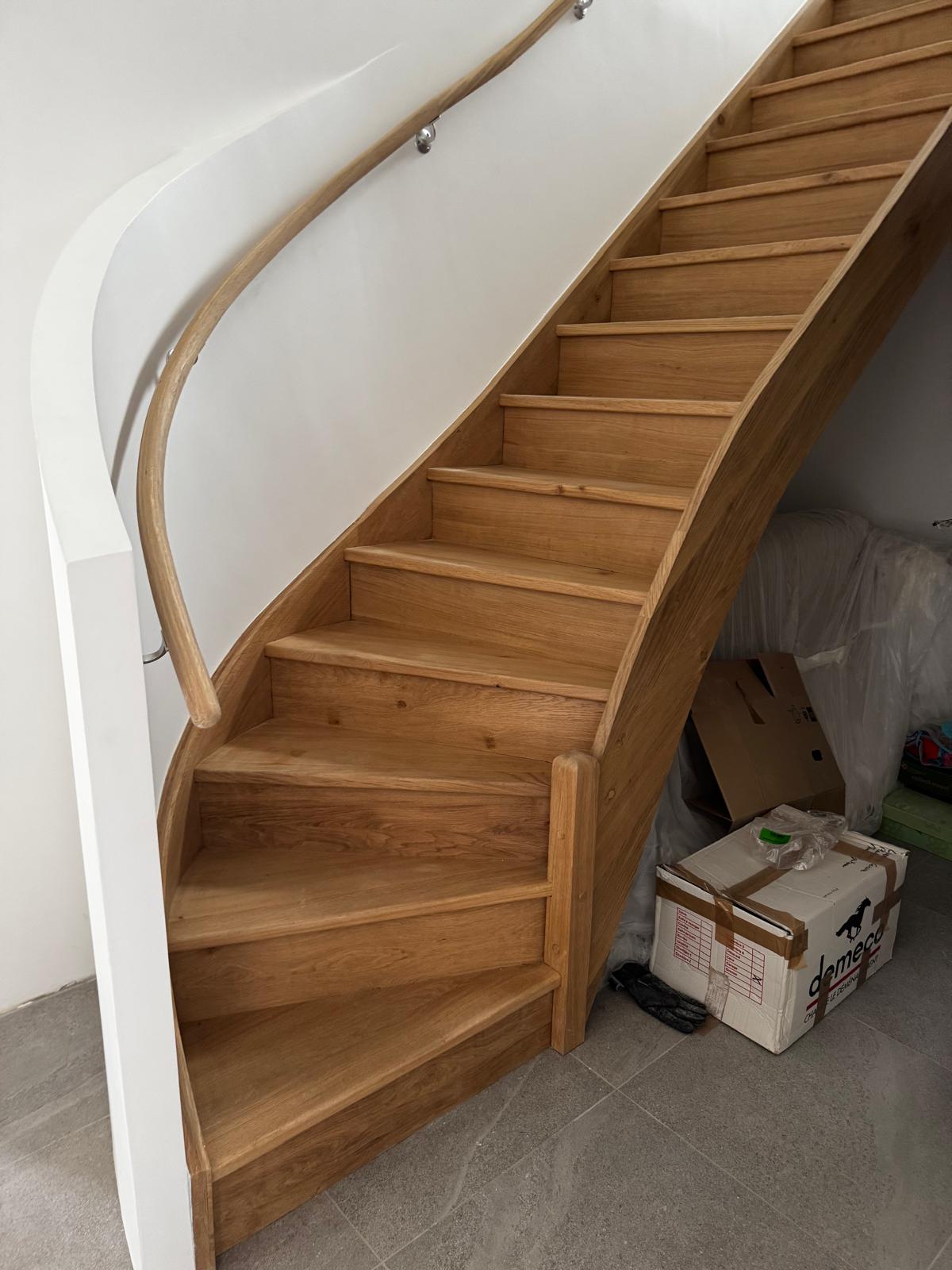 Escalier bois sur mesure à Nice