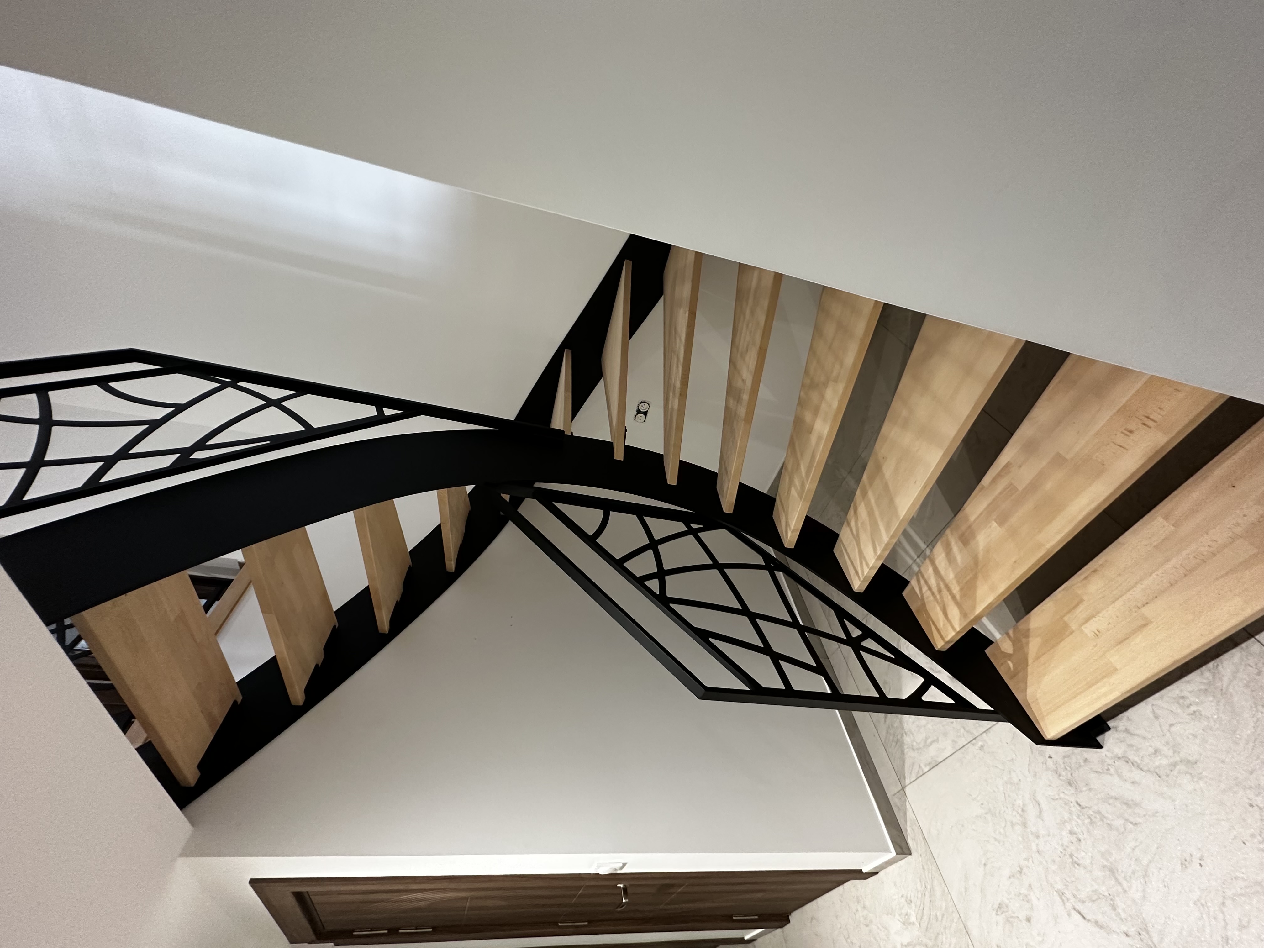 Escalier quart tournant acier bois sur mesure à Aix-en-Provence