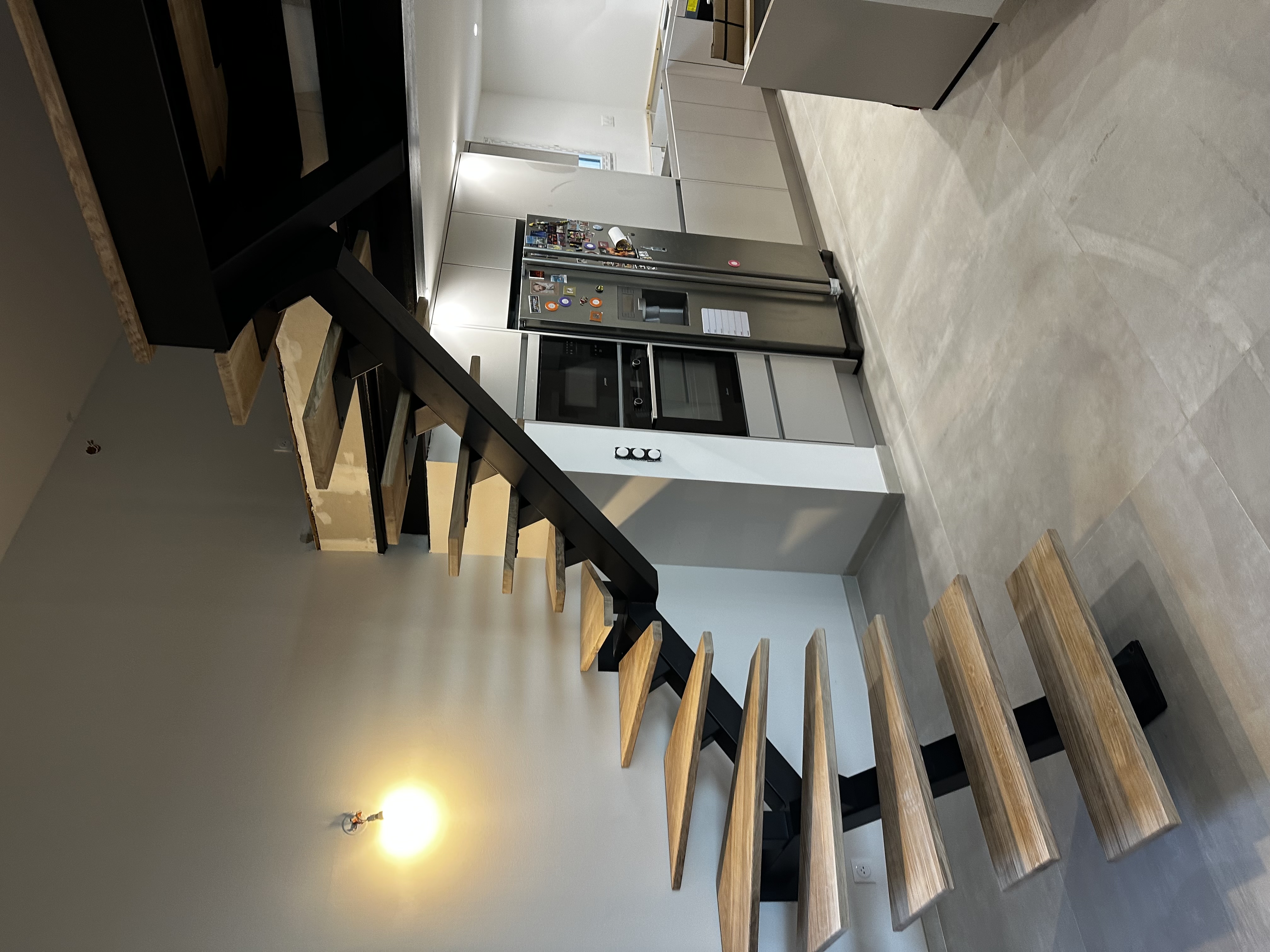 Escalier quart tournant acier bois sur mesure à Aix-en-Provence