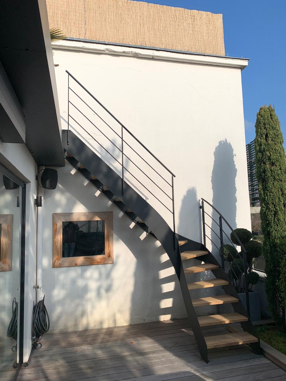 Escalier 16
