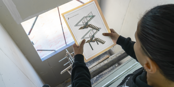 Escalier sur mesure à Saint-Tropez : prise de cotes du projet SENE